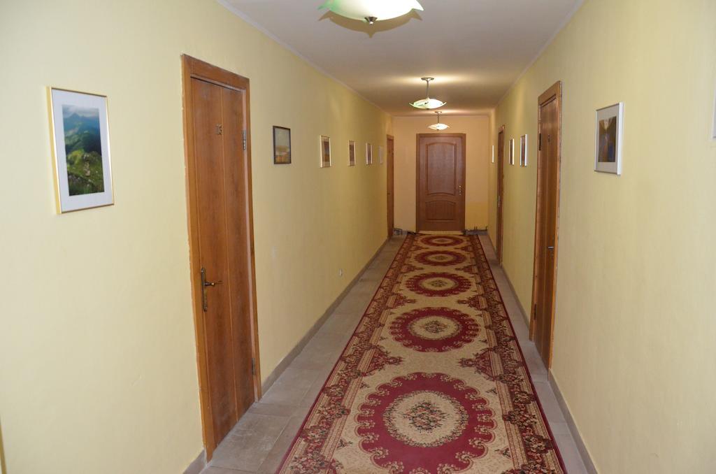 Europa Hotel Rakhiv Exterior foto
