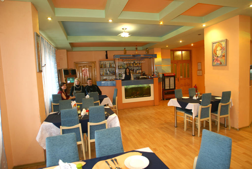 Europa Hotel Rakhiv Exterior foto